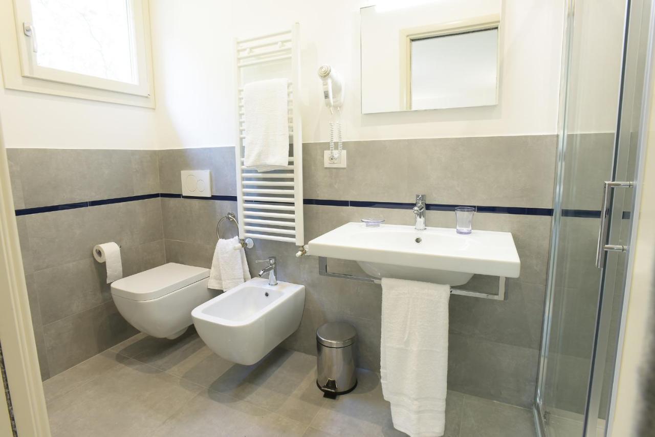 Rose Canine B&B Cesenatico Eksteriør bilde