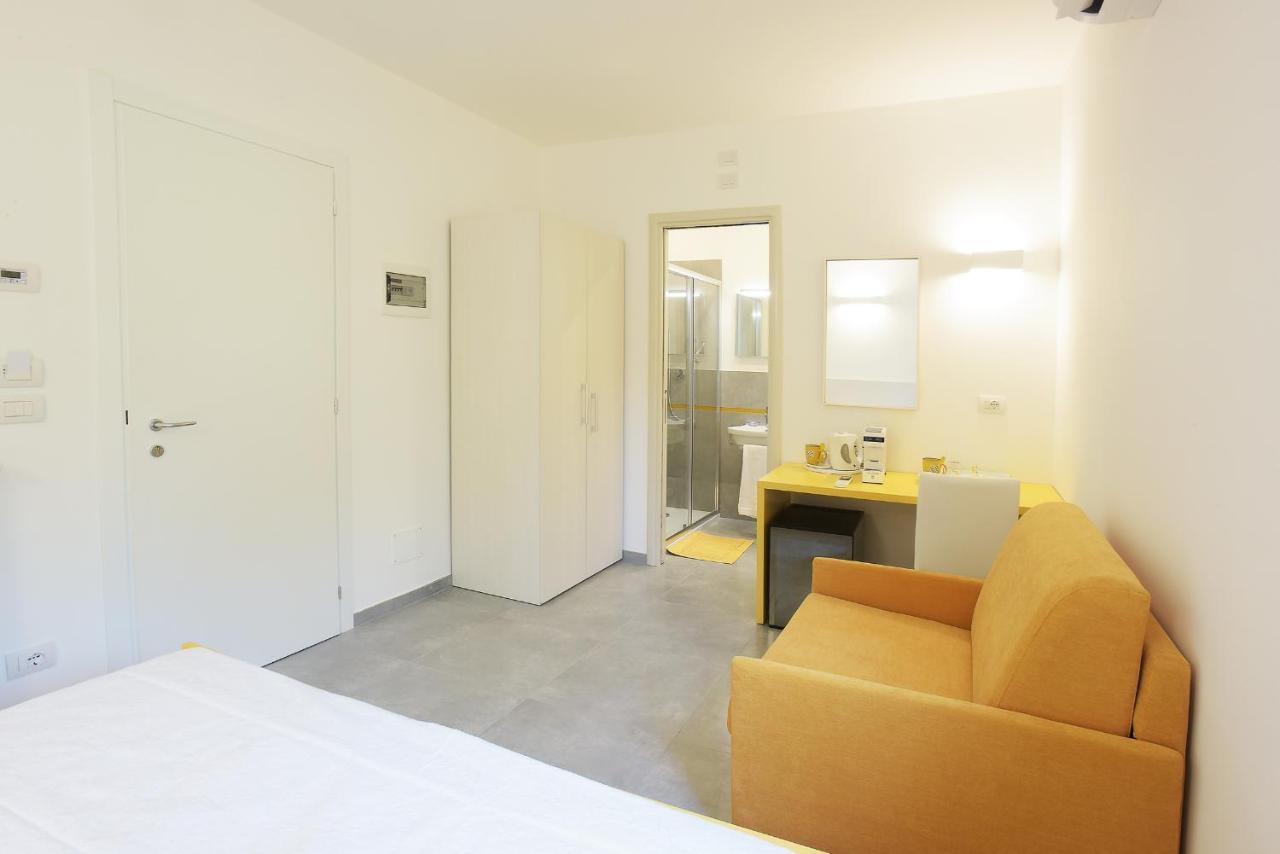 Rose Canine B&B Cesenatico Eksteriør bilde