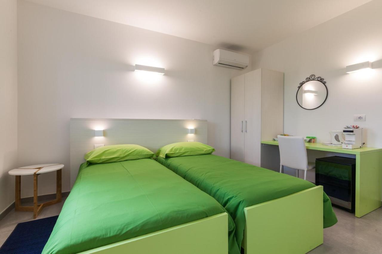 Rose Canine B&B Cesenatico Eksteriør bilde